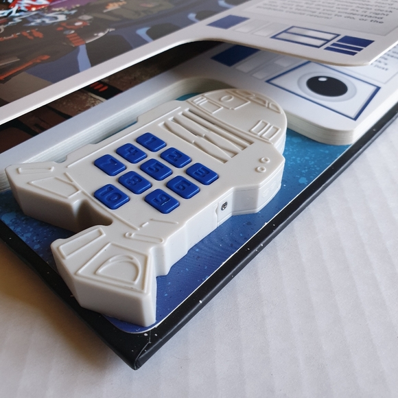 StarWars Hardcover Book of R2- D2 Communication Manual on How to Speak Droid - Picture 6 of 9